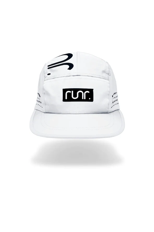 Runr Copenhagen running hat - free with every entry