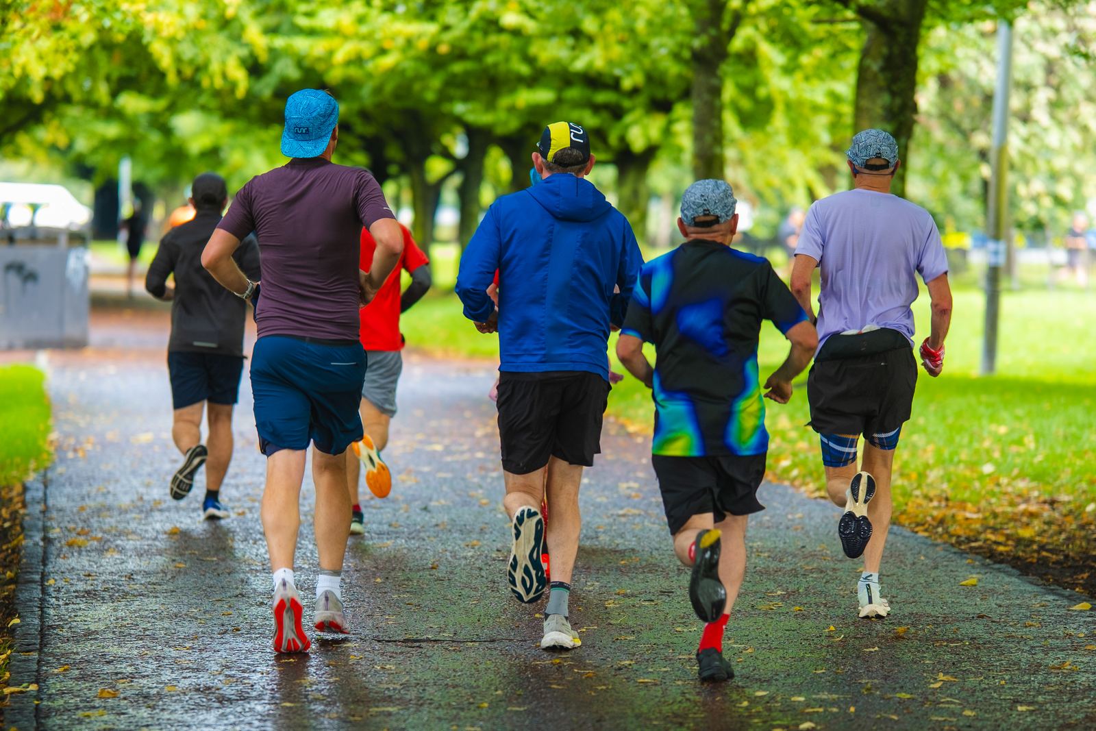 Big Glasgow Running Event - runners and the crowd on the day
