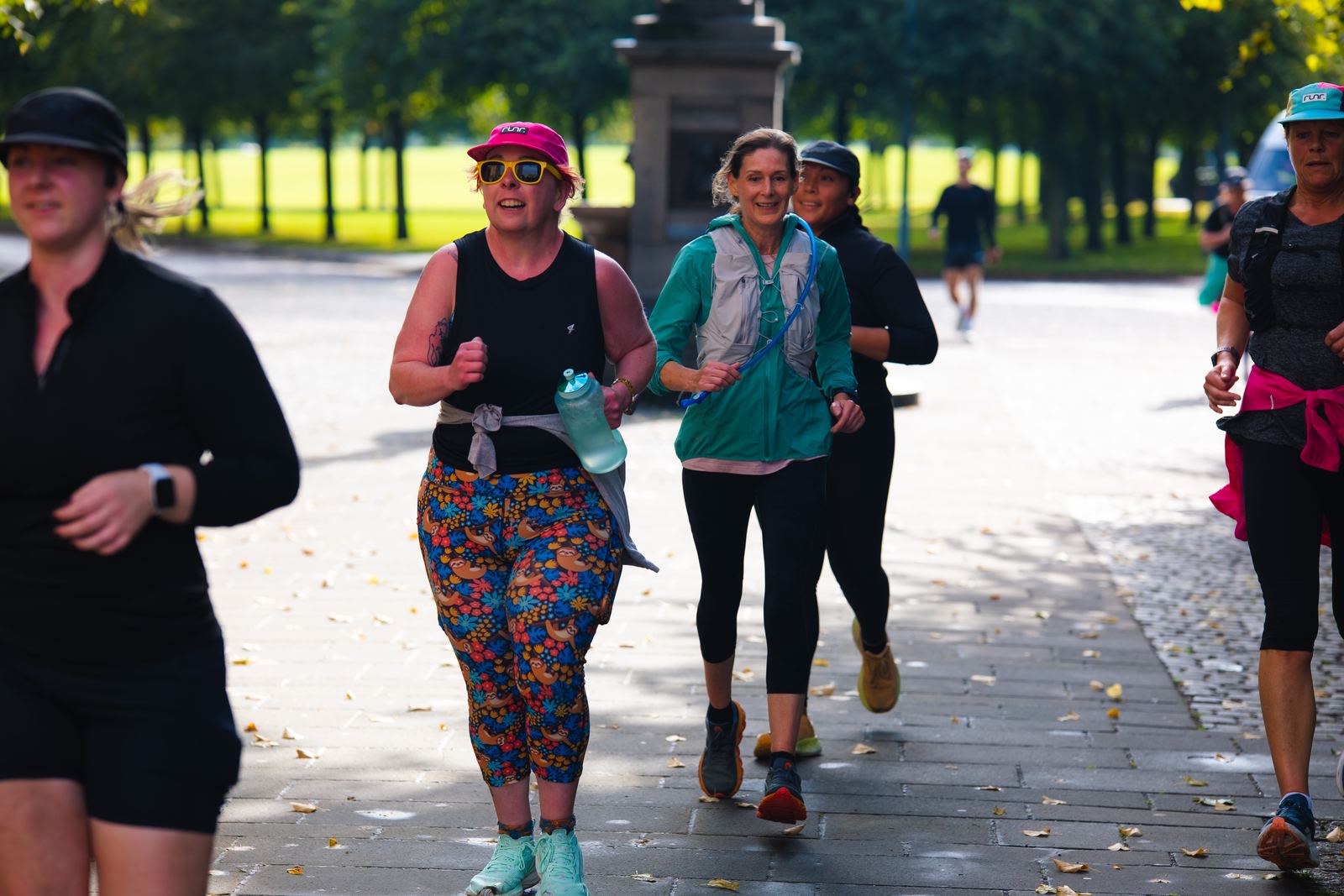 Big Glasgow Running Event - runners and the crowd on the day