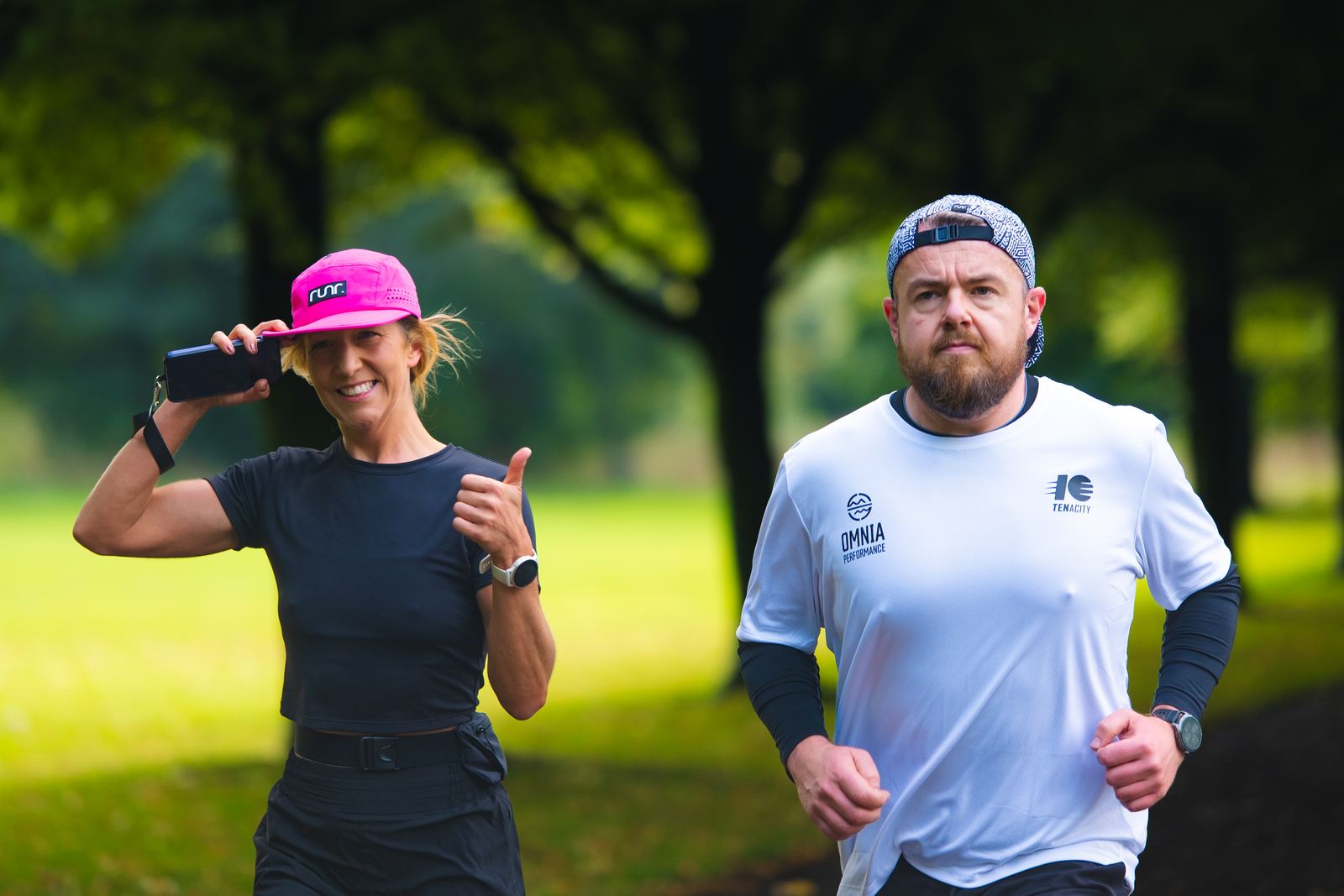 Big Glasgow Running Event - runners and the crowd on the day